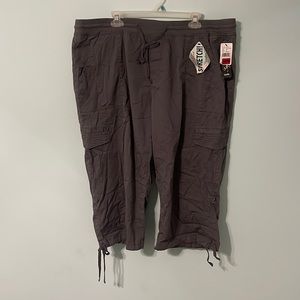 UNIONBAY Womens Convertible Light Weight Stretch Short  **AB3241**